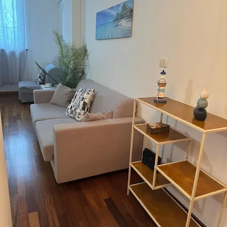 B&c Riviera Apartman *